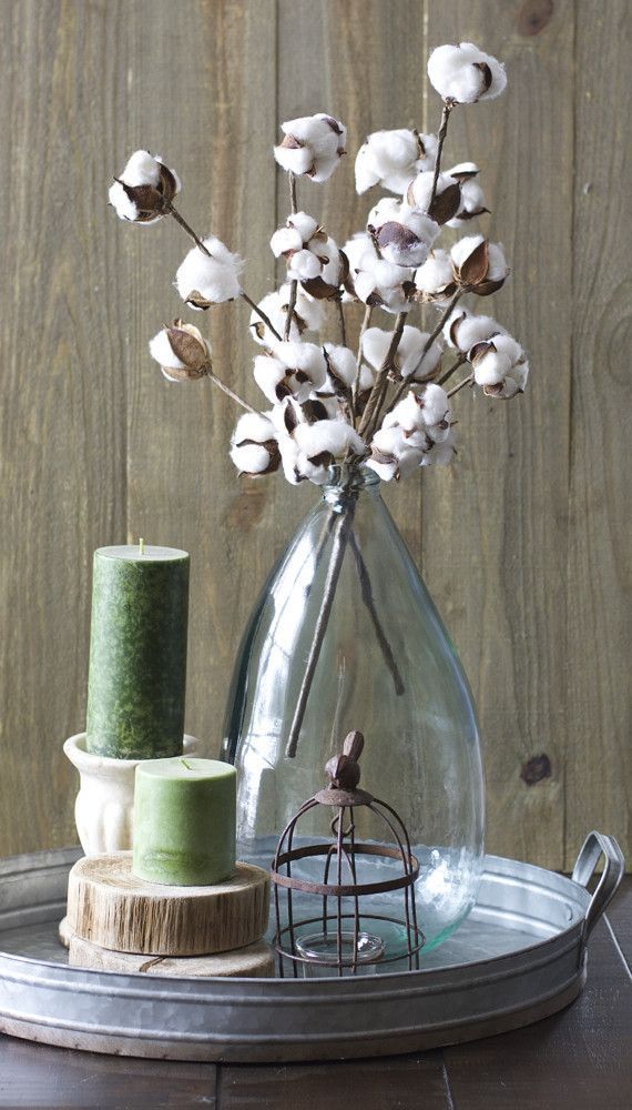 These Small Cotton Stems make a big impact in any space! Add to a vase for a beautiful centerpiece! Pair with our Cotton Wreath
