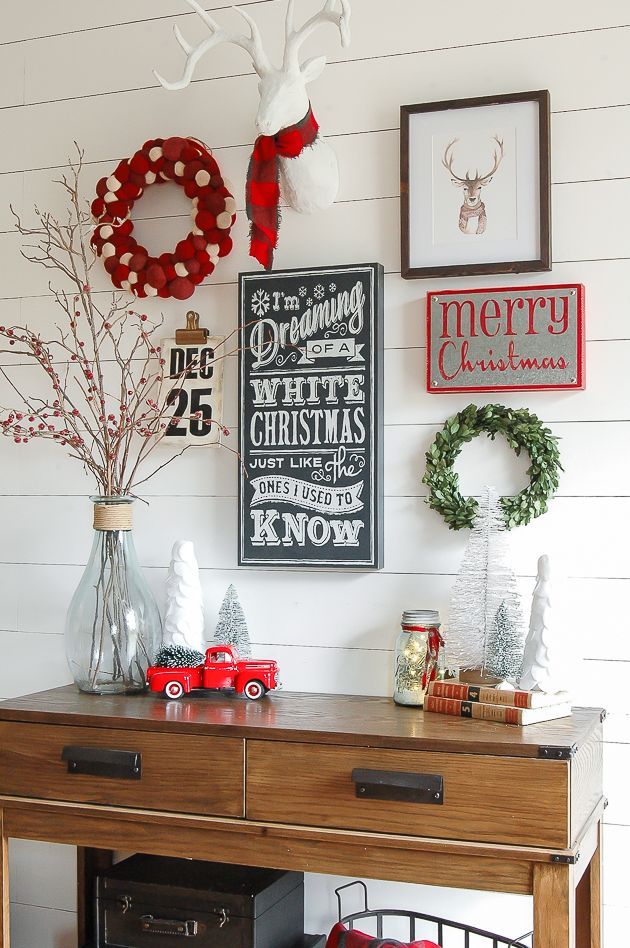 A classic red, white and gray Christmas entryway gallery wall! www.littlehouseof…