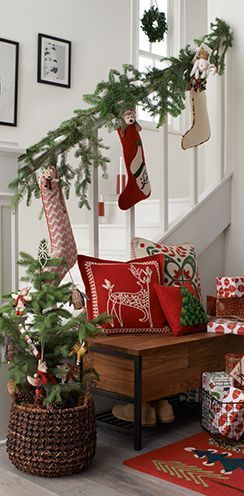 Christmas | I cant wait to decorate my staircase and foyer!!!!