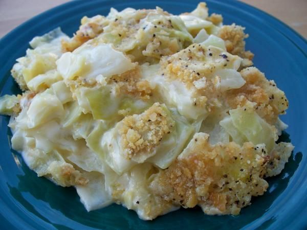 Creamy Cabbage Casserole – add cooked chicken for a main dish #main_dish_casserole_recipes