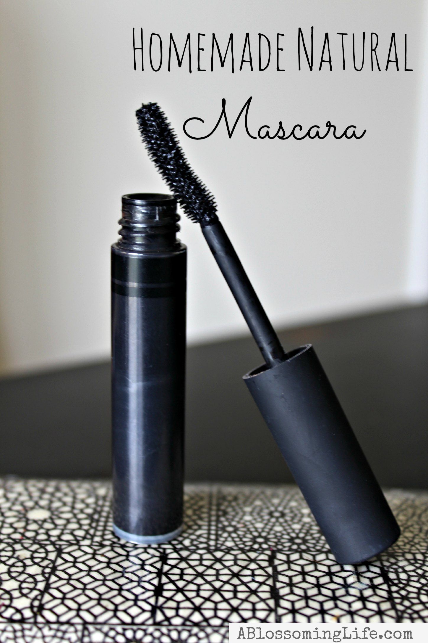 Homemade Natural Mascara. Did you know you can make your own mascara, naturally? You can!! This stuff is great. It moisturizes