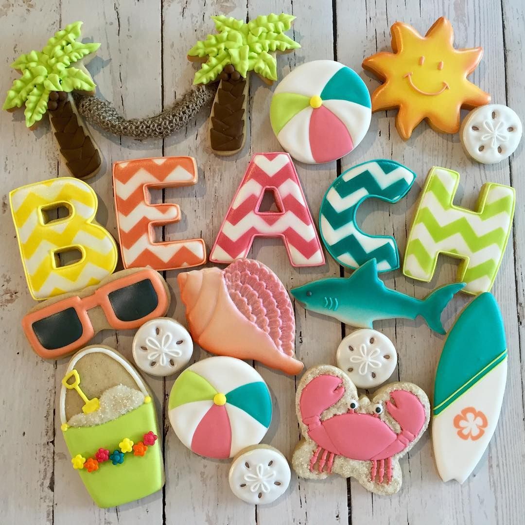 Beach Cookies by @cookieoccasions_