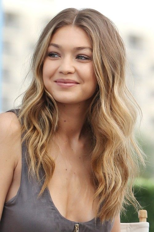 Gigi Hadid at day two of the Sports Illustrated fan event in Miami. Miami, Florida – Thursday February 18, 2016. Photograph: Brett