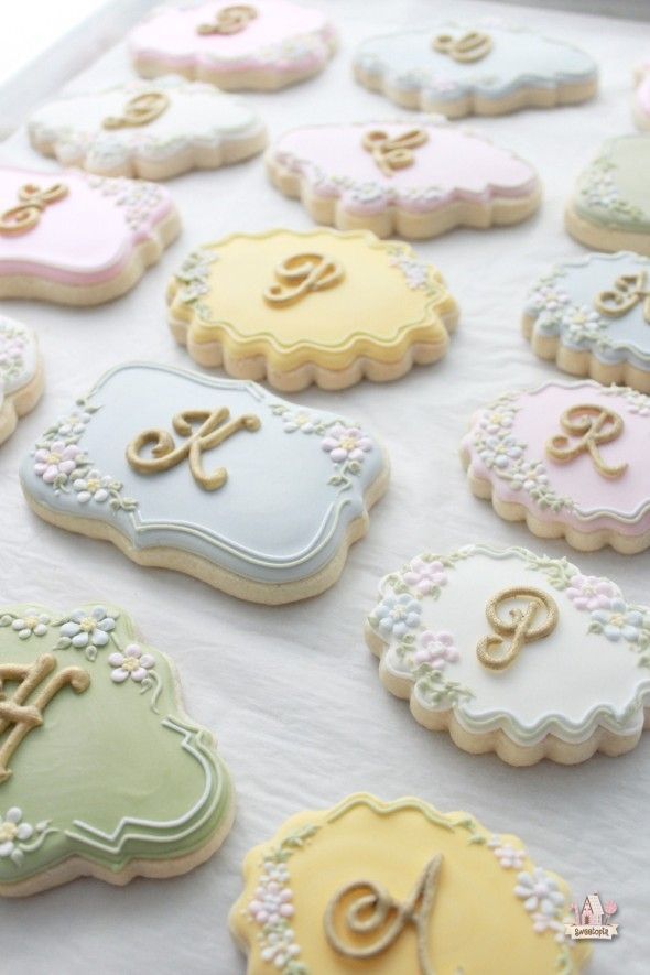 How to Make Lettered Cookies (Sweetopia). So pretty–love the colors and the little flowers!