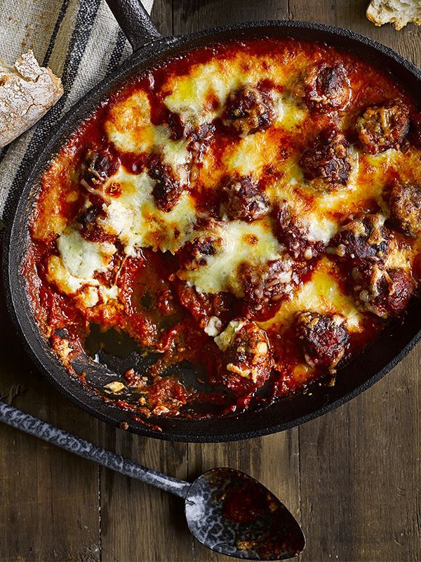 This easy meatball and mozzarella pan bake is a one-pot that will please everyone. You can’t plate this up politely, so just put