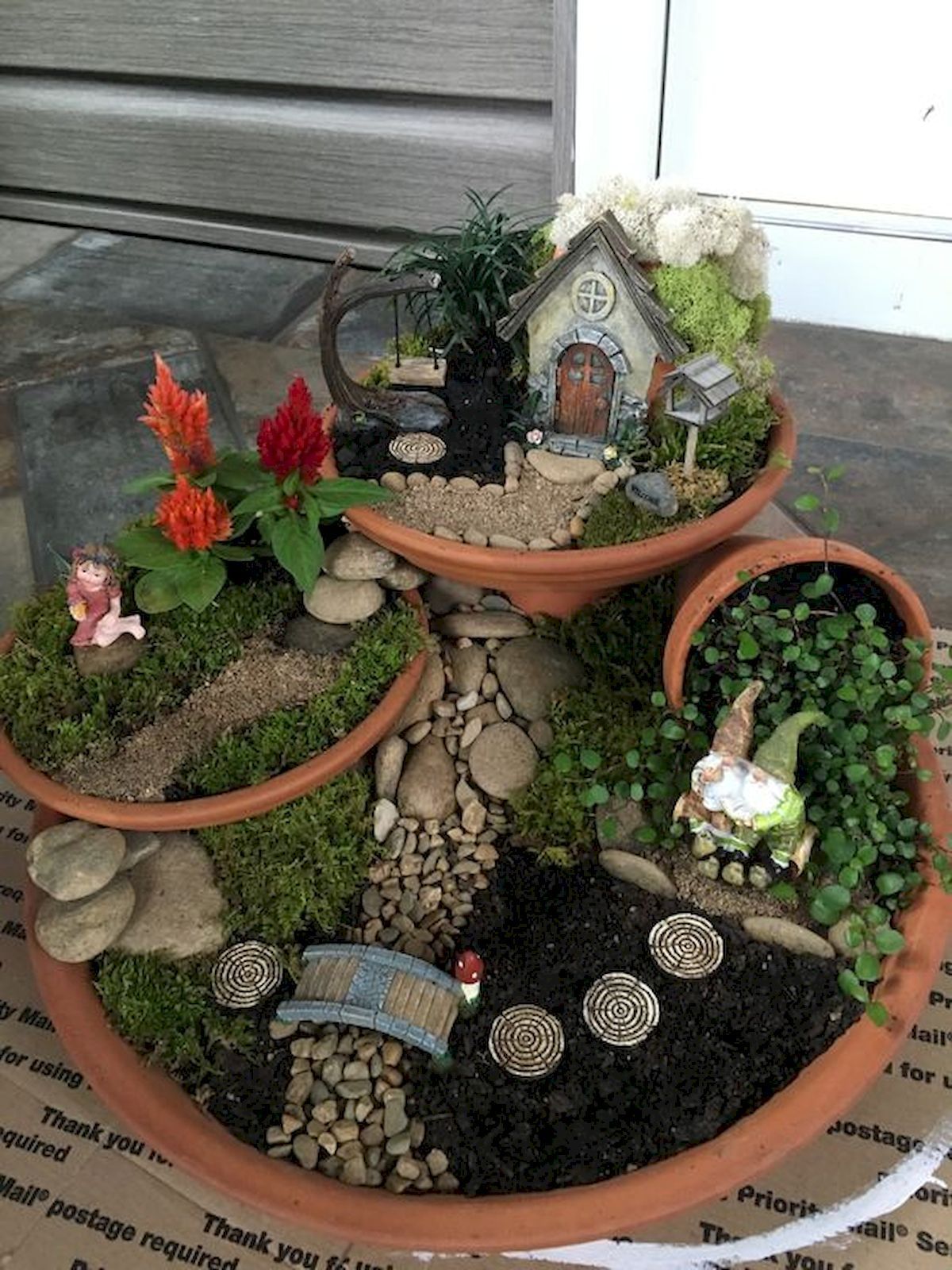 Awesome miniature fairy garden ideas