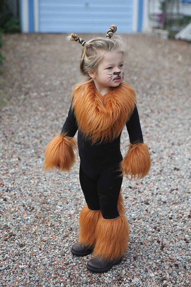 I love really creative DIY Halloween Costumes for kids, and home-made looking costumes and found these wonderful ones that are