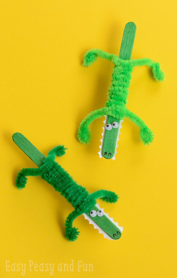 Craft Stick Crocodile Craft – cutest crocodile I’ve seen, if crocodiles can be cute! :)