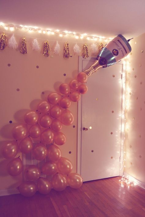 Bachelorette party balloons idea – DIY champagne balloon photo backdrop {Courtesy of Just a Virginia Girl}