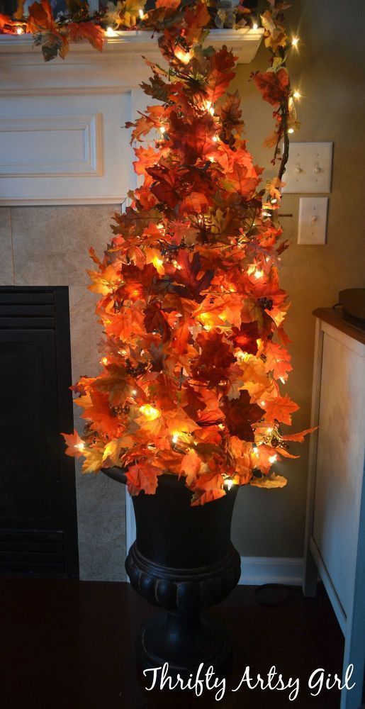 DIY: Fall Leaves Potted Topiary Tree From a Tomato Cage – Love this idea!