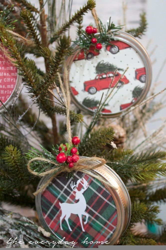 DIY Mason Jar Lid Christmas Ornaments