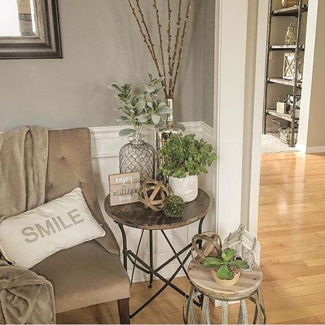 1,562 Likes, 13 Comments – DECORSTEALS.COM (@decorsteals) on Instagram: “Yep, it’s true love! This vignette is just perfection!