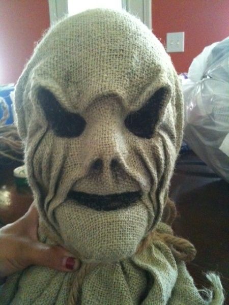 Creepy Scarecrow Tutorial- Dollar store skull cover in burlap