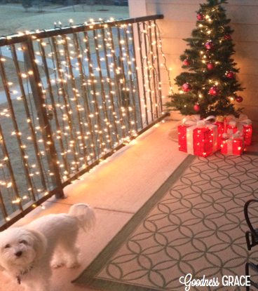 Outdoor Christmas Apartment Decor | Christmas Lights for an Apartment Porch |