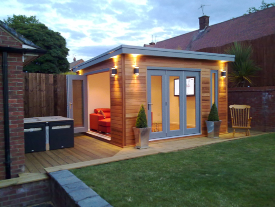 Small Shed Offices | Dawn from Decorated Shed talks about small but perfectly formed garden …