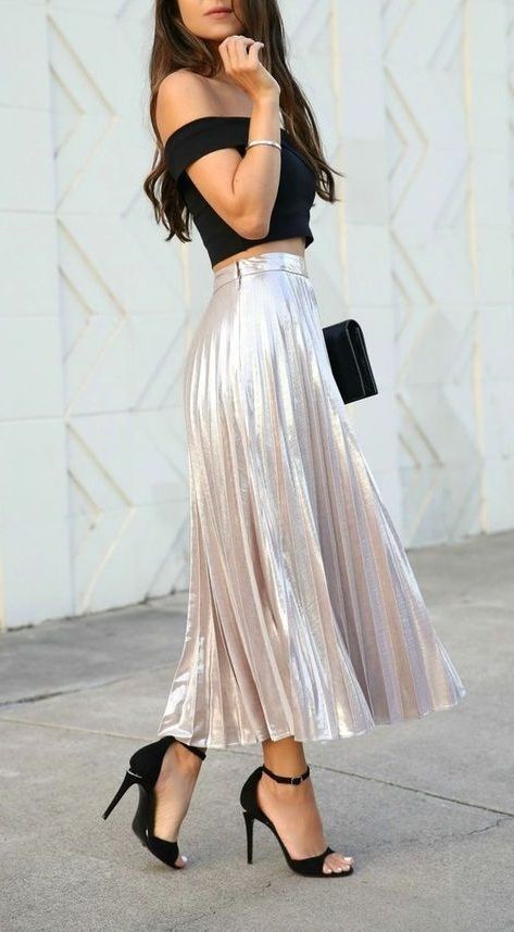 New beige metallic pleated light high waist summer skirt metalic midi length -   21 style frauen elegant
 ideas