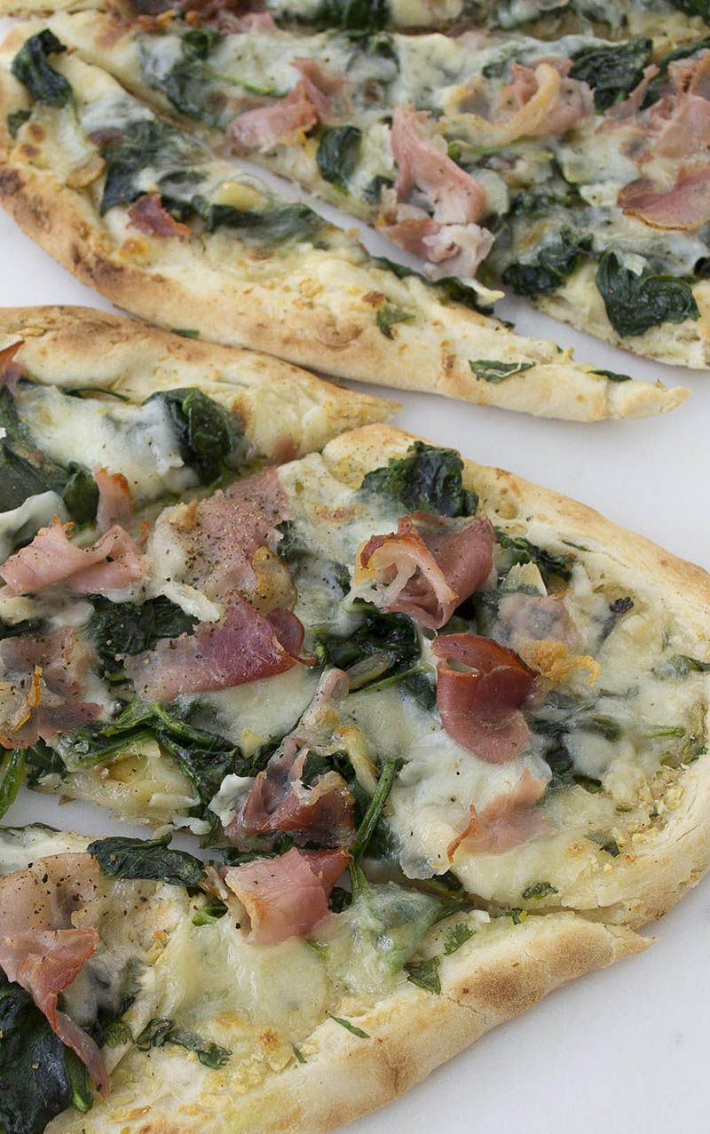 Prosciutto and Spinach Flatbread Pizza -   25 pizza recipes prosciutto
 ideas