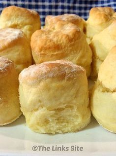 This easy scone recipe makes the best scones ever and it only has 3 ingredients! thelinkssite.com -   20 baking recipes scones
 ideas