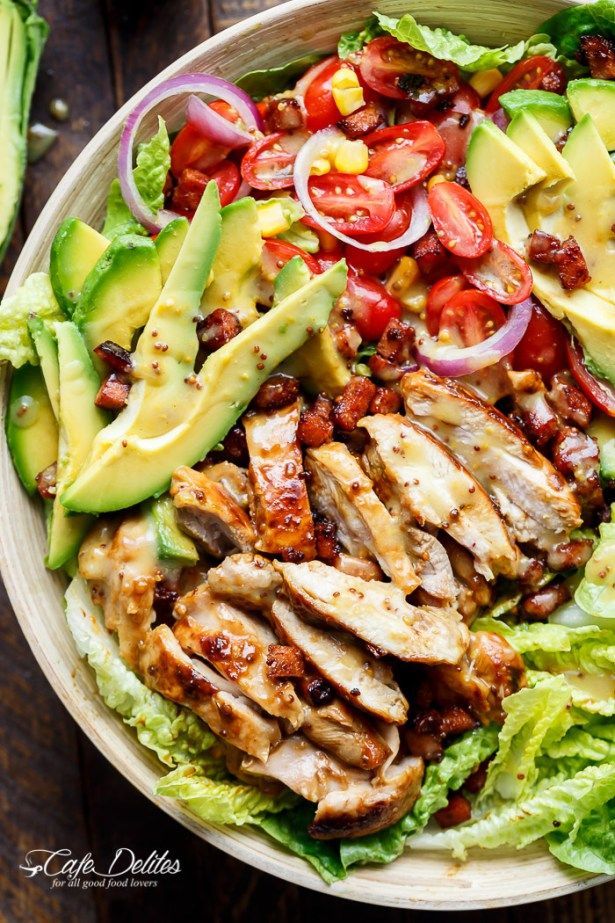 Honey Mustard Chicken, Avocado + Bacon Salad, with a crazy good Honey Mustard dressing withOUT mayonnaise or yogurt! And only 5 ingredients! -   22 avocado recipes bacon
 ideas