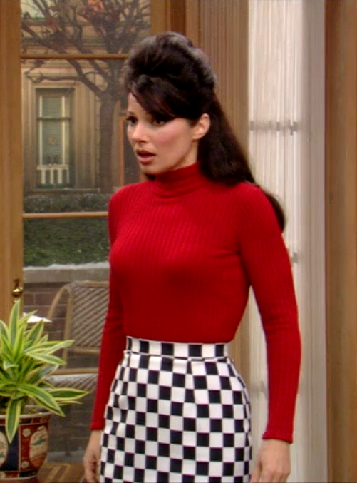 Fran Drescher's 'The Nanny' Style Is Having a Moment -   Awesome 90’s iconic style ideas