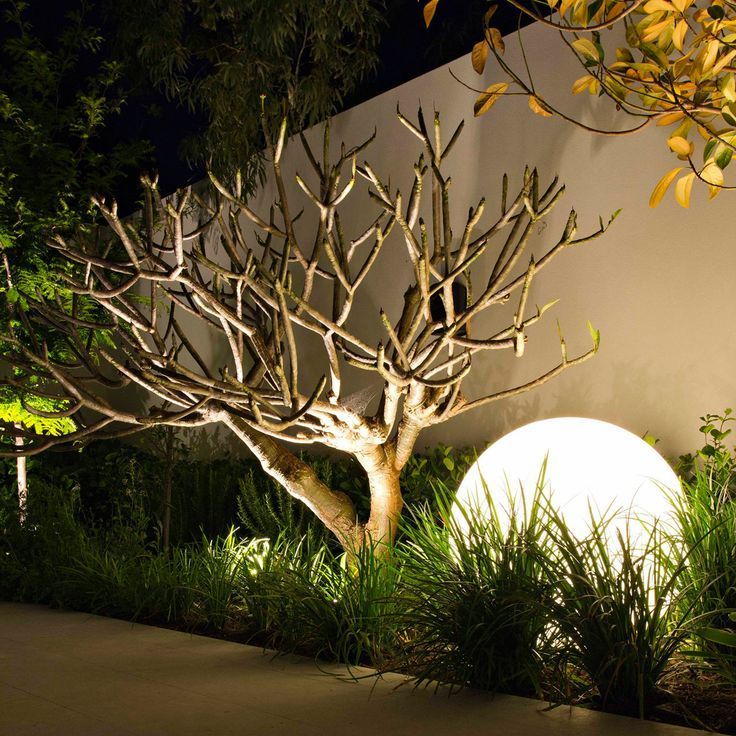 50 Modern Front Yard Designs and Ideas -   23 garden lighting pole
 ideas