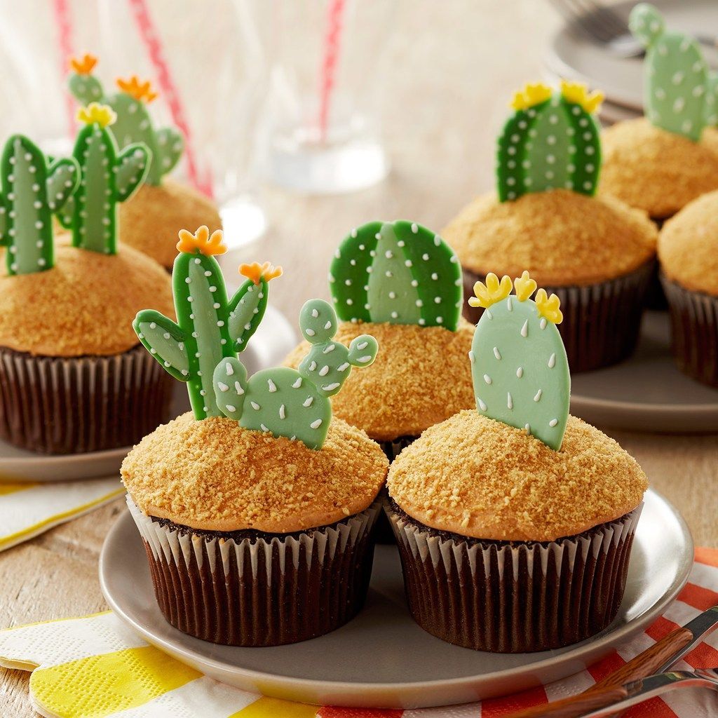 Candy Melts® Candy Cactus Cupcakes -   23 no sugar cupcakes
 ideas