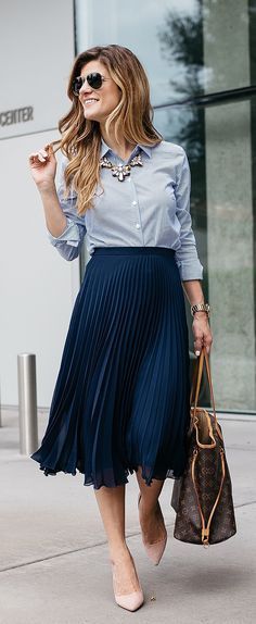 How To Incorporate Trends At Work - Dressing Stylish Yet Professional -   23 style inspiration skirt
 ideas