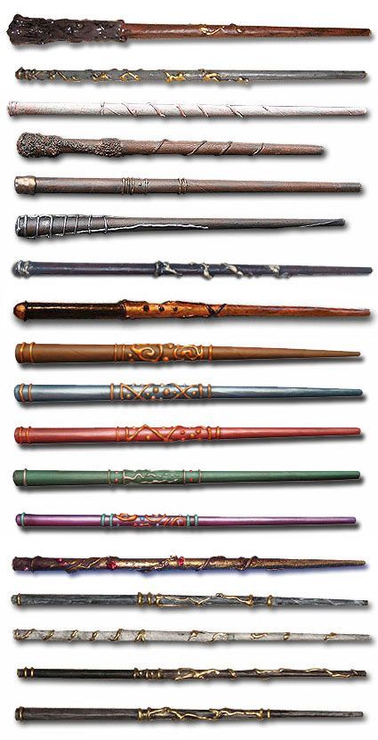 Make your own Harry Potter wands with paper, a glue gun, and some paint... super simple! -   25 harry potter wands
 ideas