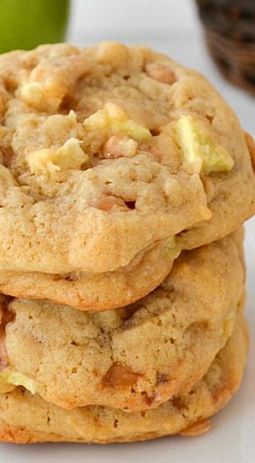 Toffee Apple Pudding Cookies Recipe -   22 apple cookie recipes
 ideas