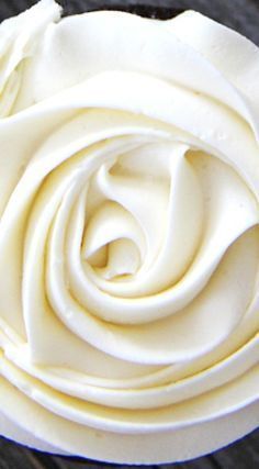 Marshmallow Vanilla Buttercream Frosting -   22 cake decor buttercream
 ideas