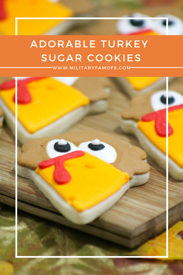 Make these adorable Turkey sugar cookies & wow your guests! -   22 cute fall recipes
 ideas