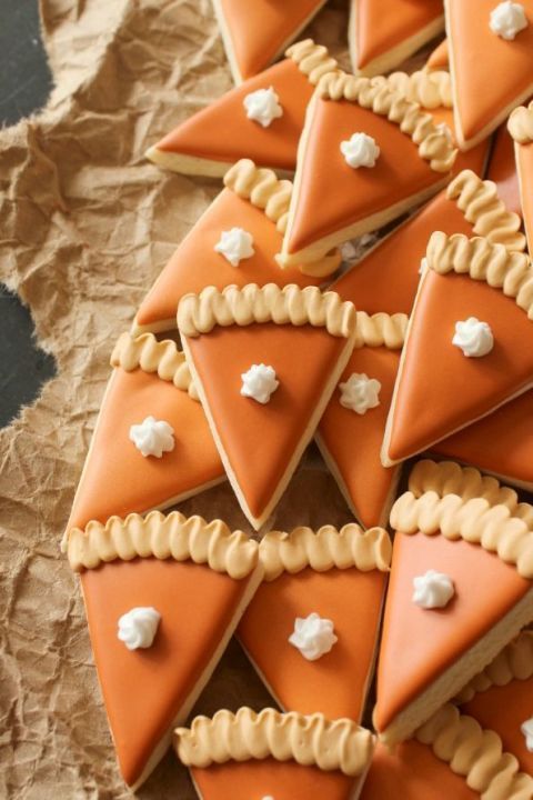 26 Thanksgiving Cookies That Will Make Your Kitchen Smell Amazing -   22 cute fall recipes
 ideas