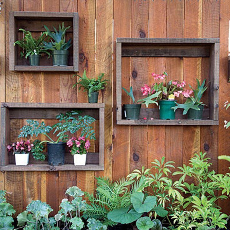 25 Incredible DIY Garden Fence Wall Art Ideas -   22 garden decor fence
 ideas