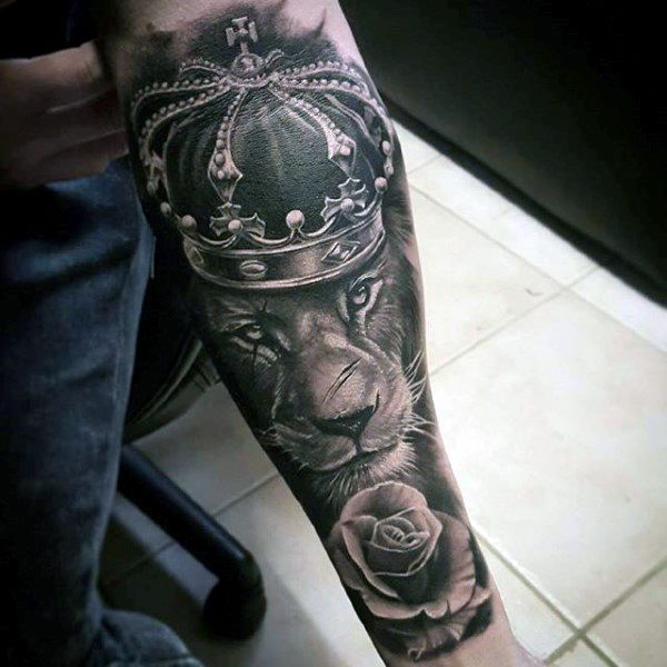 60 Lion Sleeve Tattoo Designs For Men - Masculine Ideas -   22 lion tattoo crown
 ideas