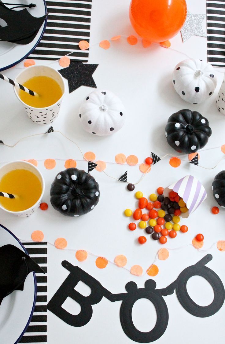 Halloween party collaboration with Alex and Alexa - -   22 modern decor party
 ideas