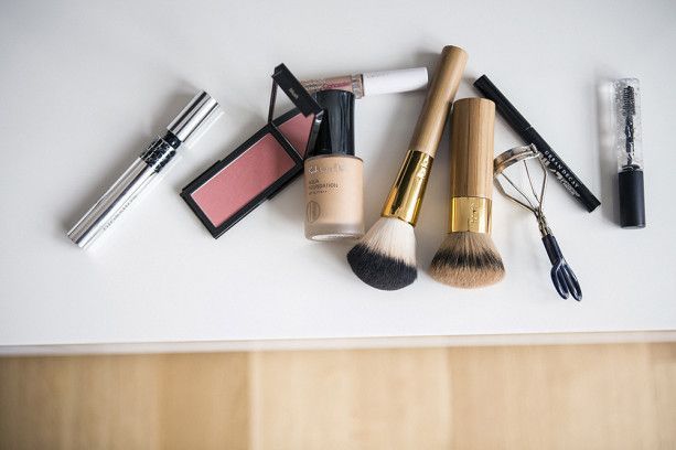 Gigi Hadid Shares Her Beauty Routine And Favorite Makeup -   24 gigi hadid nails
 ideas