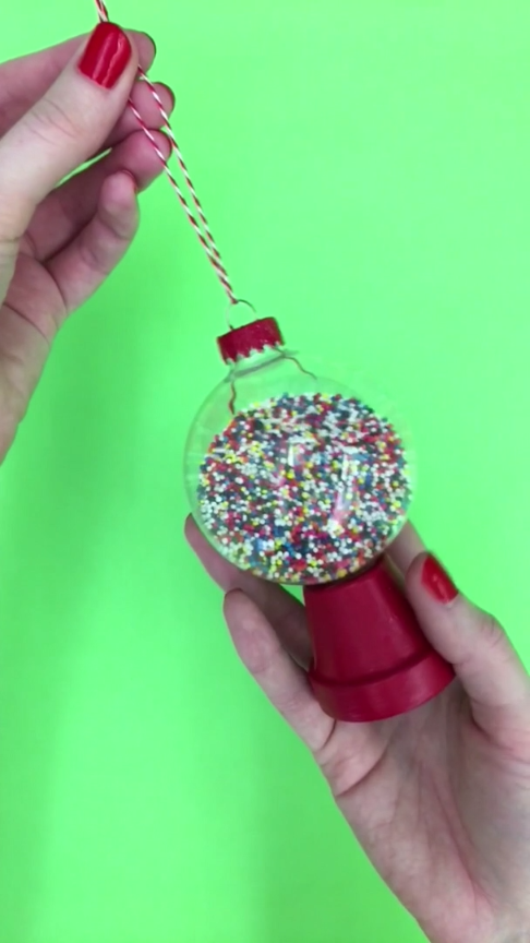 Candy Machine Ornament -   25 cute diy ornaments
 ideas