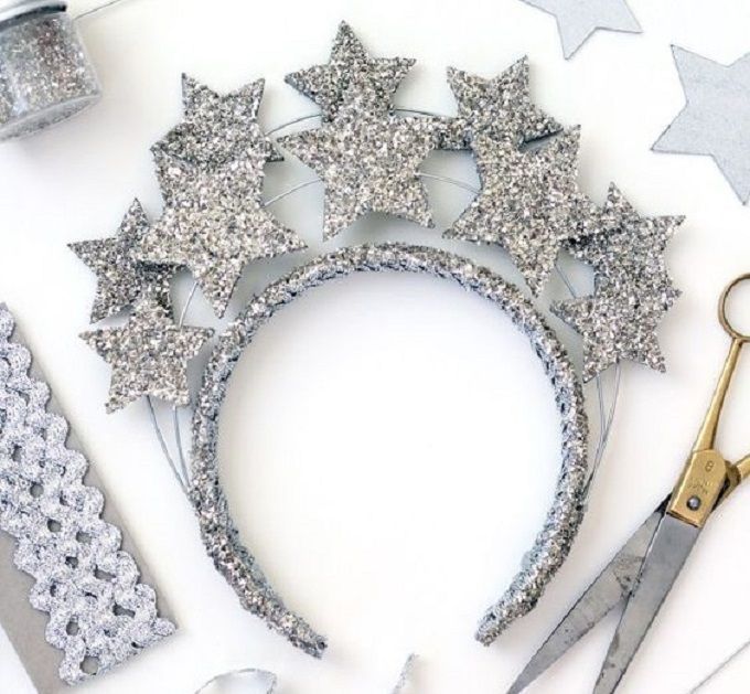 40 DIY Crowns and Tiara You Can Wear to Your Next Party -   25 diy dress party ideas