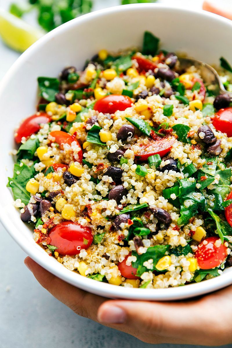 The best DETOX quinoa salad -- such healthy and delicious ingredients that are so good for you and help detox your body. Recipe via chelseasmessyapron.com -   19 best quinoa recipes
 ideas