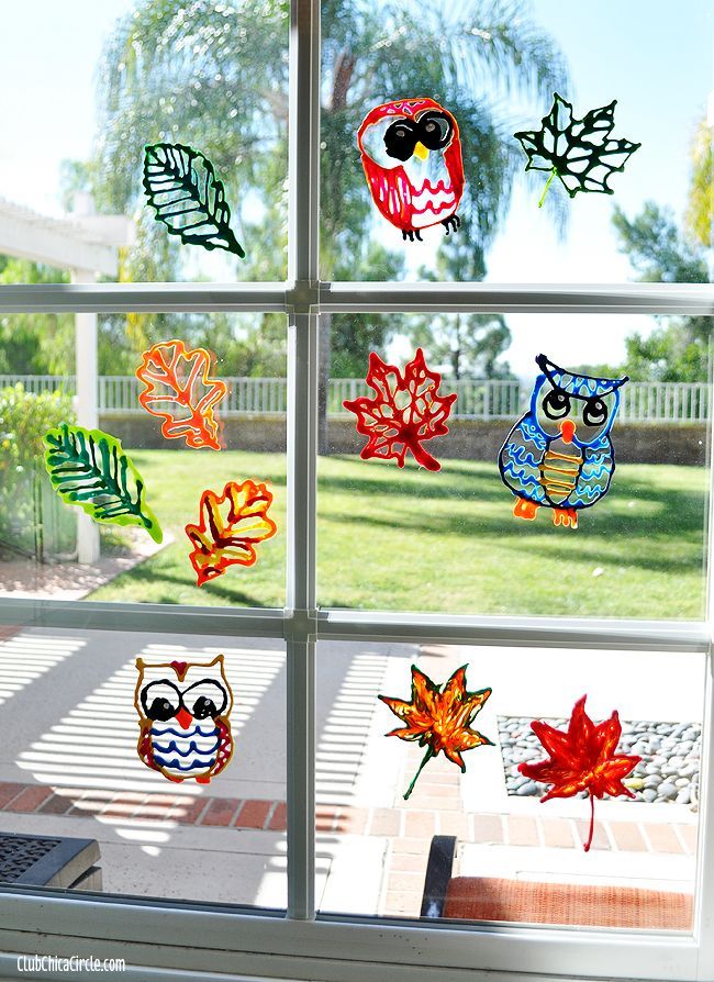 Fall Leaf and Owl Puffy Paint Window Decorations | Club Chica Circle - where crafty is contagious -   22 diy decoracion paint
 ideas