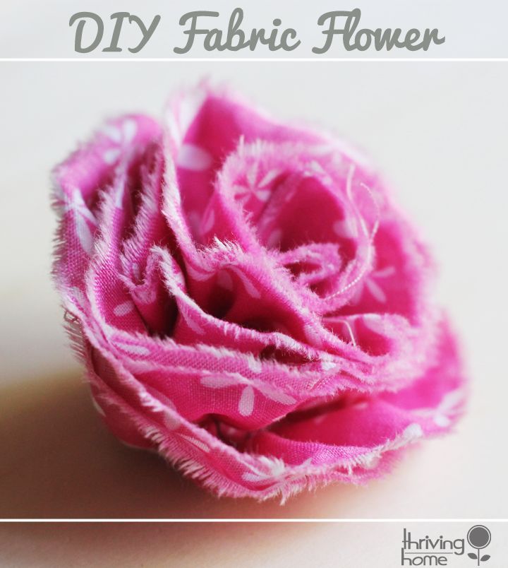 Super easy fabric flower. These can be used for some many creative projects! This tutorial is a staple one to have on hand as a crafter! -   22 diy flower tutorial ideas