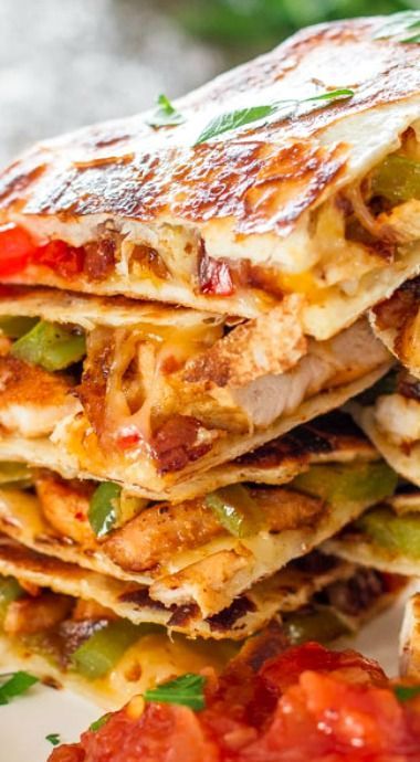 Chicken Fajita Quesadillas – sauteed onions, red and green peppers, perfectly seasoned chicken breast, melted cheese, between two tortillas.  Simply yummy. Mexican, Southwestern food. -   22 healthy recipes mexican
 ideas