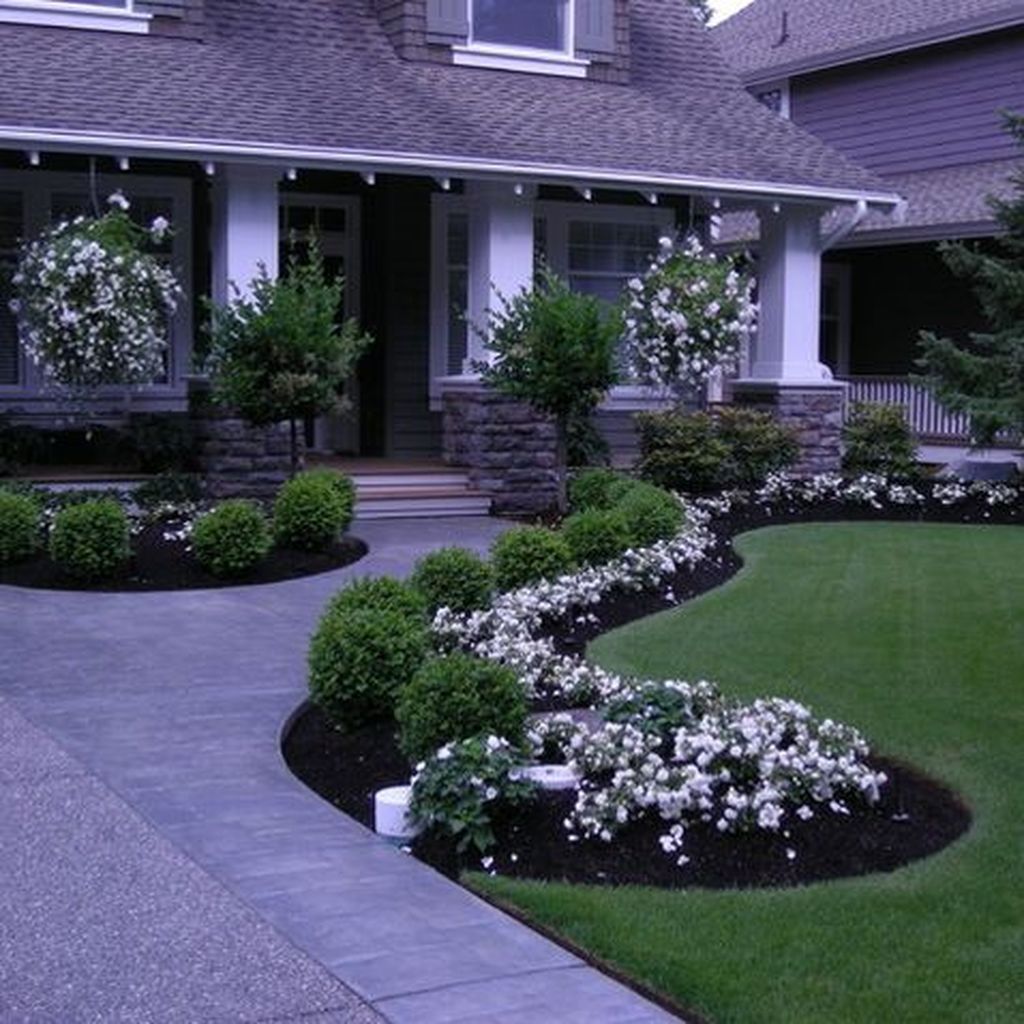 35+ Amazing Flower Beds Ideas For Your Beautiful Front House -   23 easy front garden
 ideas