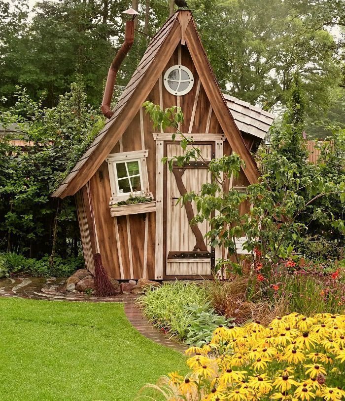 Garden Sheds add a Whimsical Touch to a Back Yard -   24 pretty garden shed
 ideas