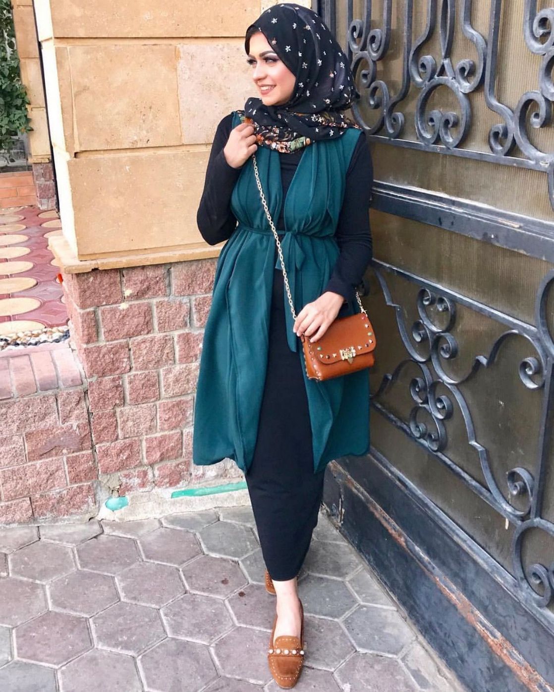 +24 Most popular ways to Clothes for women hijab summer -   10 black style hijab
 ideas