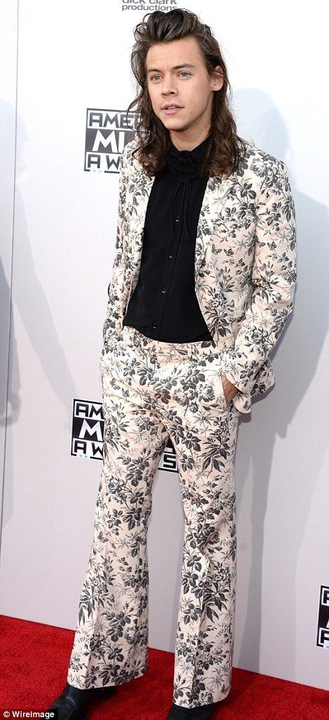 This most outrageous American Music Award outfits -   21 harry style suit
 ideas