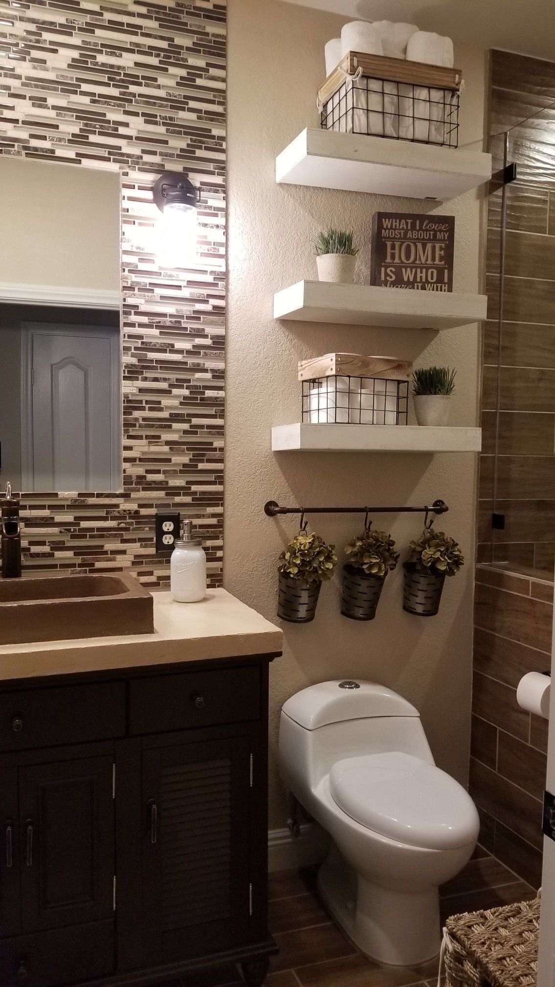36 Beautiful Farmhouse Bathroom Decor Ideas You Will Go Crazy For -   22 diy beauty decor
 ideas