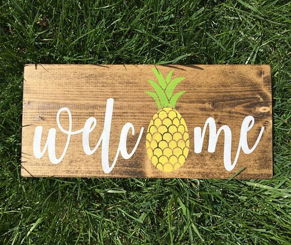 Pineapple Decor, Pineapple Sign, Welcome Sign, Summer Sign, Summer Decor -   25 summer decor office
 ideas