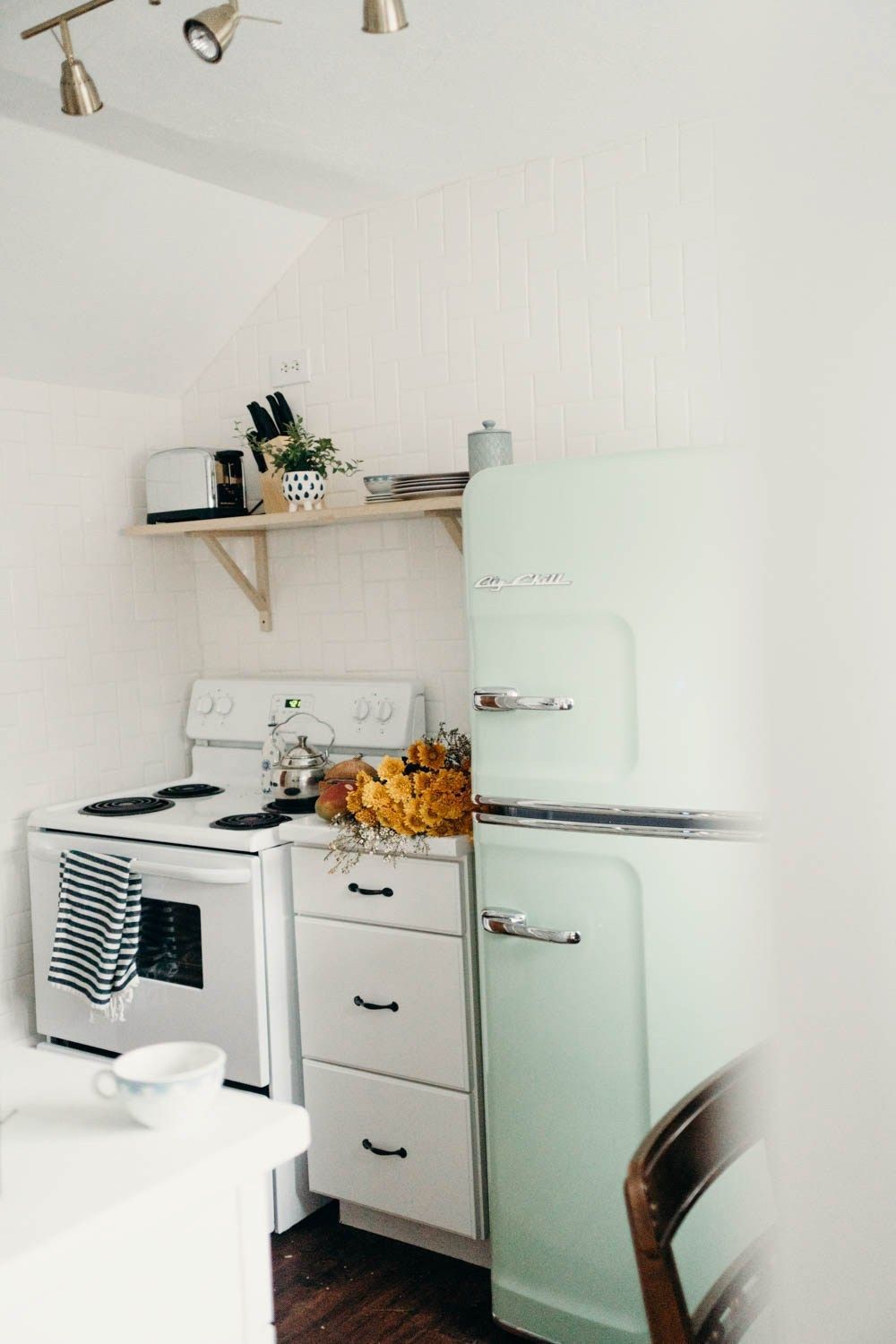 A Few Airbnb's Worth Adding to Your Bucket List - -   15 boho decor kitchen
 ideas