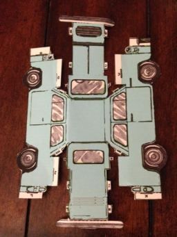 DIY Harry Potter Enchanted Ford Anglia “Flying Car” paper ornament -   17 harry potter manualidades diy
 ideas